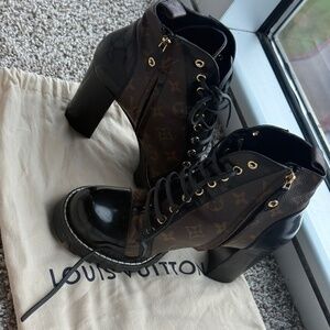 Louis Vuitton Star Trail Ankle Boots | Size 40